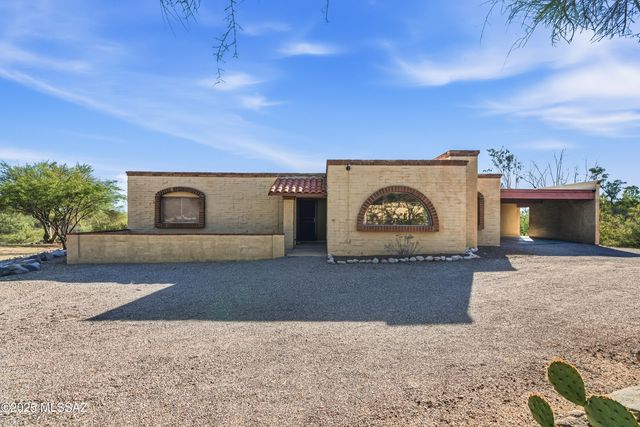 3925 N Calle Cancion, Tucson, AZ 85718