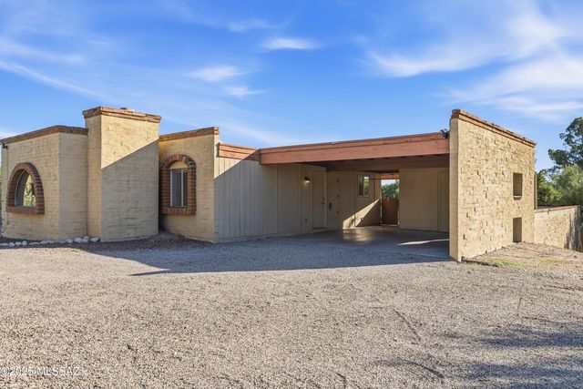 3925 N Calle Cancion, Tucson, AZ 85718