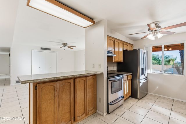 3925 N Calle Cancion, Tucson, AZ 85718