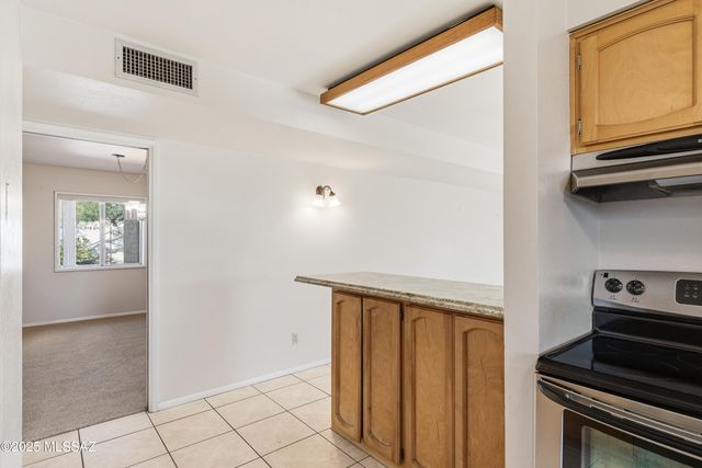 3925 N Calle Cancion, Tucson, AZ 85718