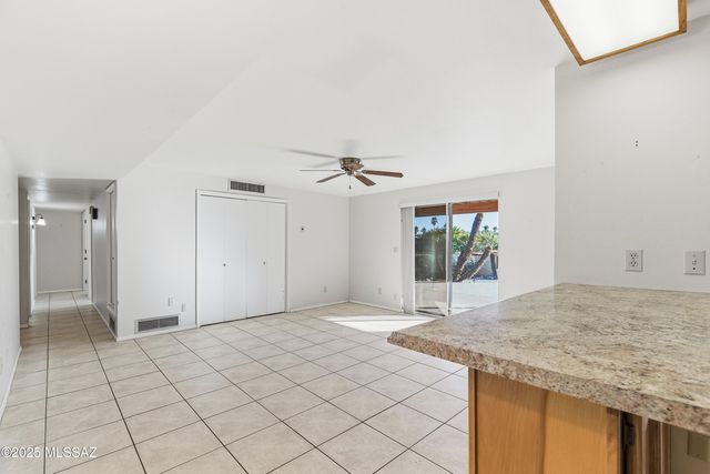 3925 N Calle Cancion, Tucson, AZ 85718