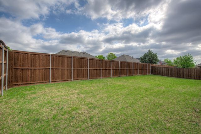 1115 Oak Ridge Road, Forney, TX 75126