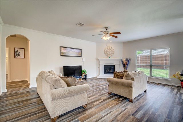 1115 Oak Ridge Road, Forney, TX 75126