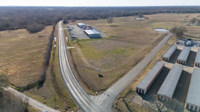 8200 Clear Creek Road, Payne Springs, TX 75156