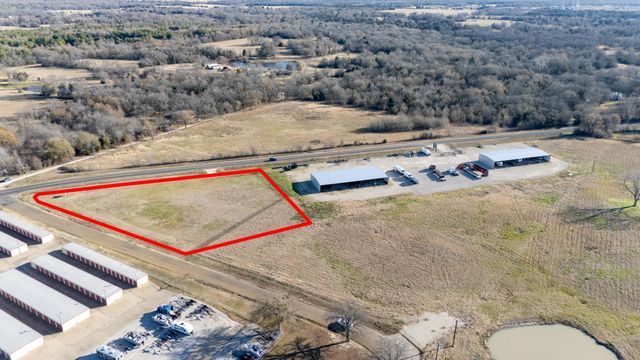 8200 Clear Creek Road, Payne Springs, TX 75156