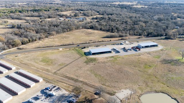 8200 Clear Creek Road, Payne Springs, TX 75156