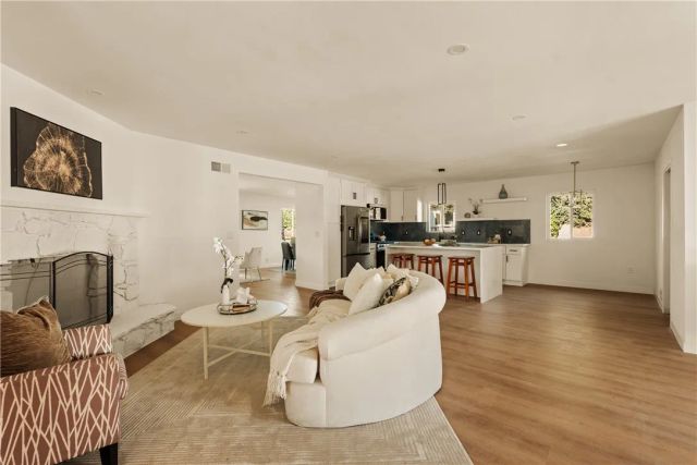 436 Hoover, Orange, CA 92867