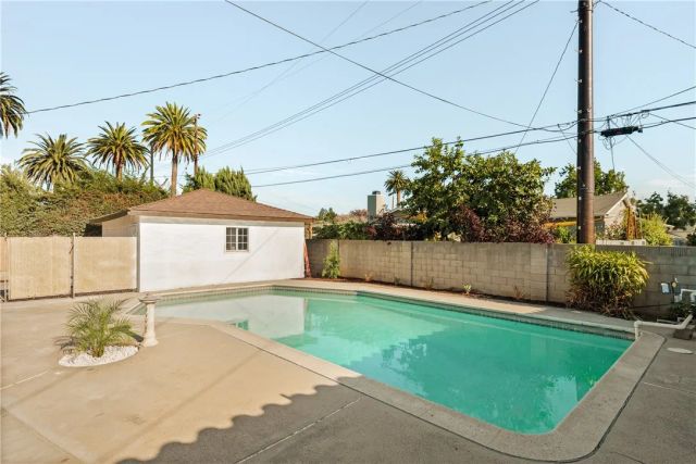 436 Hoover, Orange, CA 92867