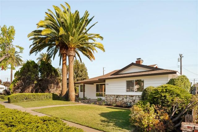 436 Hoover, Orange, CA 92867