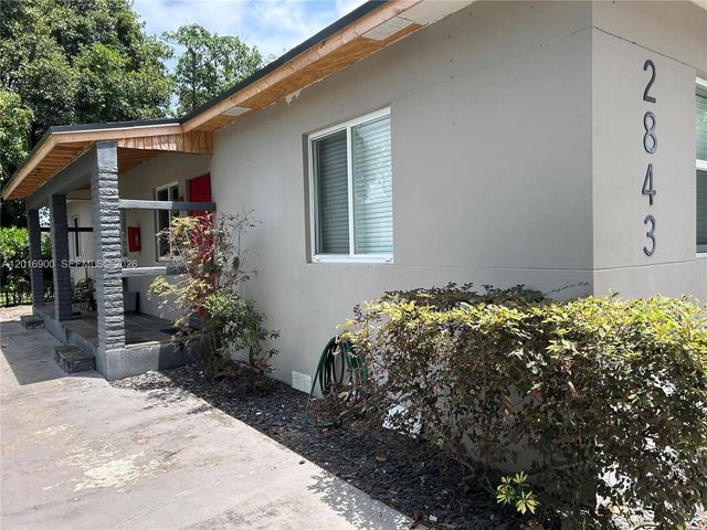 2843 SW 37th Ct W, Miami, FL 33134