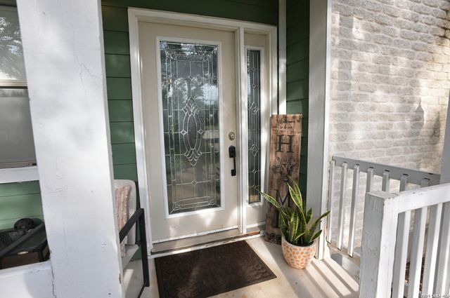 626 April Dr, Canyon Lake, TX 78133