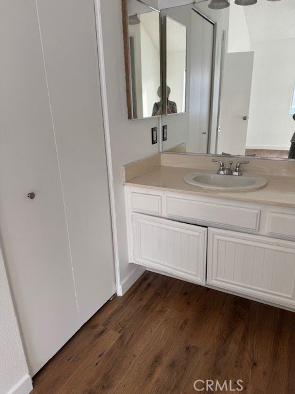 Image 15 of property listing at 20320 Fanchon #104 104, Canyon Country, CA 91351