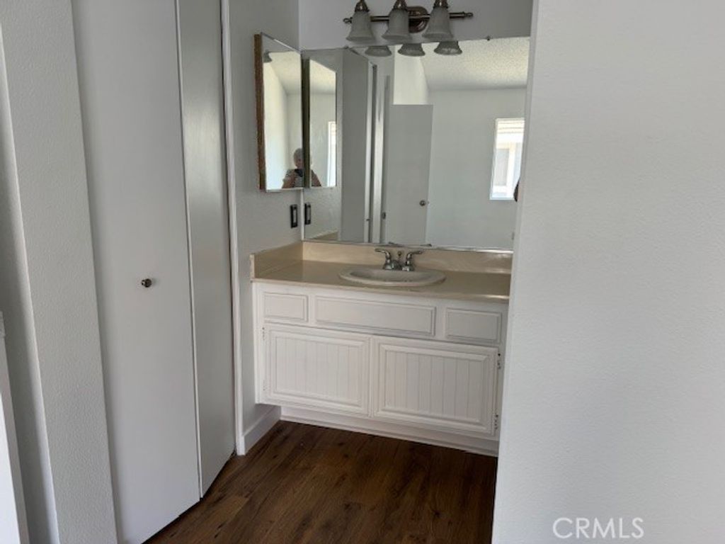 Image 16 of property listing at 20320 Fanchon #104 104, Canyon Country, CA 91351