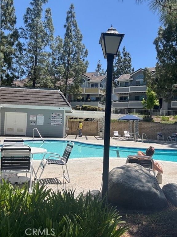 Image 20 of property listing at 20320 Fanchon #104 104, Canyon Country, CA 91351