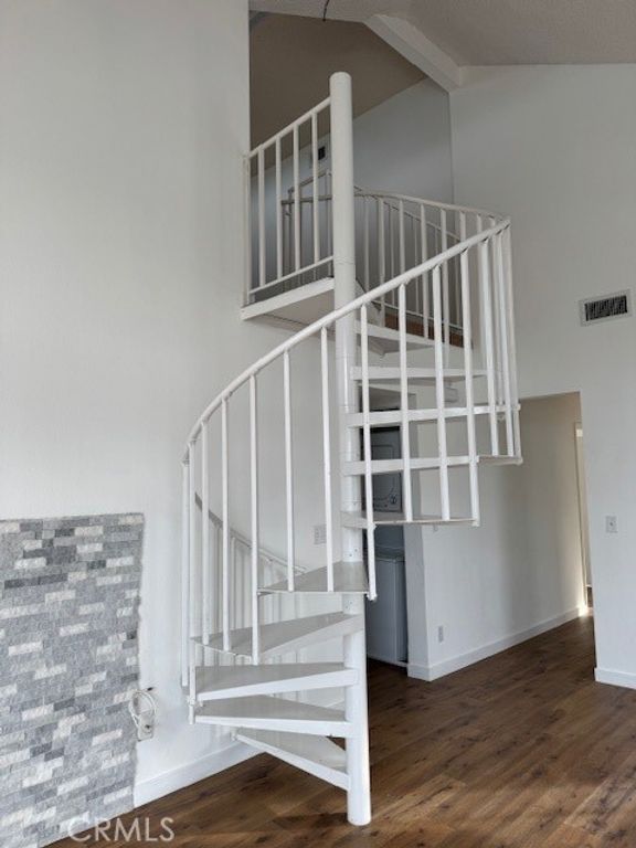 Image 4 of property listing at 20320 Fanchon #104 104, Canyon Country, CA 91351