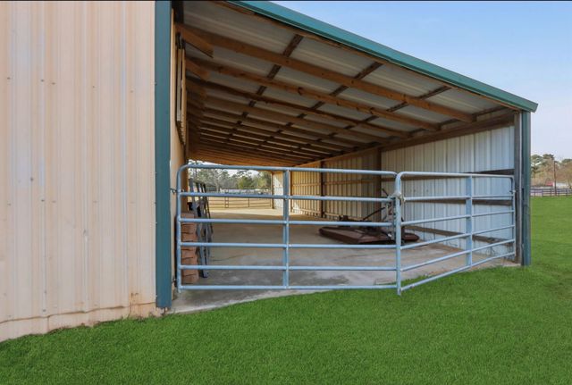 25404 Decker Prairie Rosehill Road, Magnolia, TX 77355