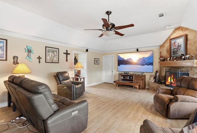 25404 Decker Prairie Rosehill Road, Magnolia, TX 77355