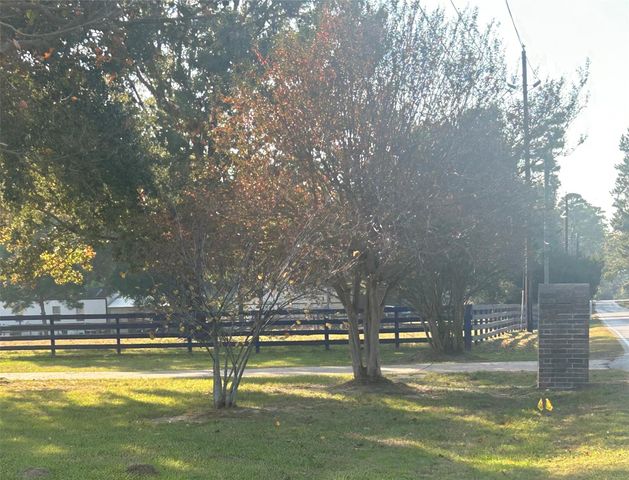 25404 Decker Prairie Rosehill Road, Magnolia, TX 77355