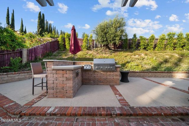 30623 Lakefront Drive, Agoura Hills, CA 91301