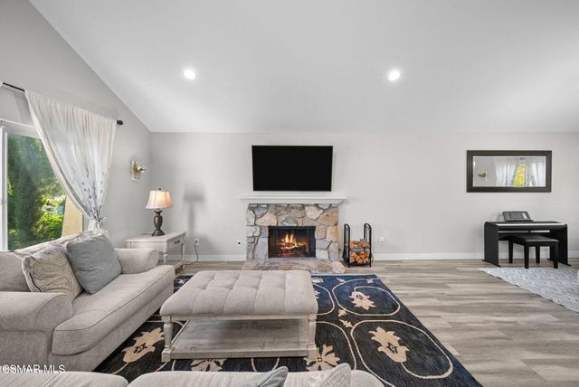 30623 Lakefront Drive, Agoura Hills, CA 91301