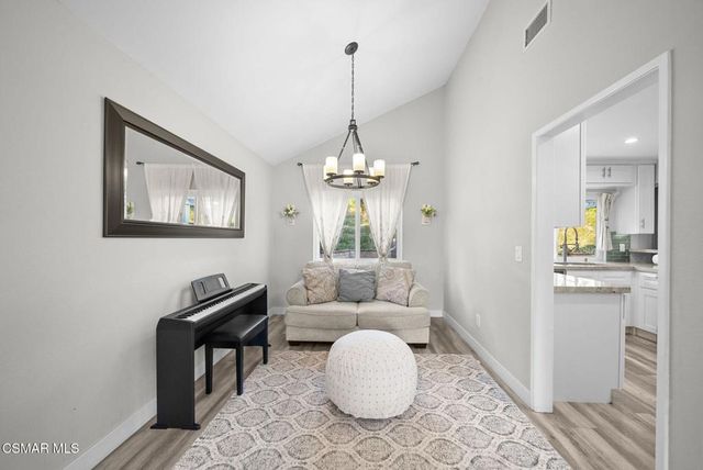 30623 Lakefront Drive, Agoura Hills, CA 91301