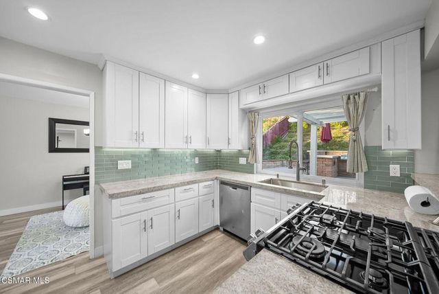 30623 Lakefront Drive, Agoura Hills, CA 91301