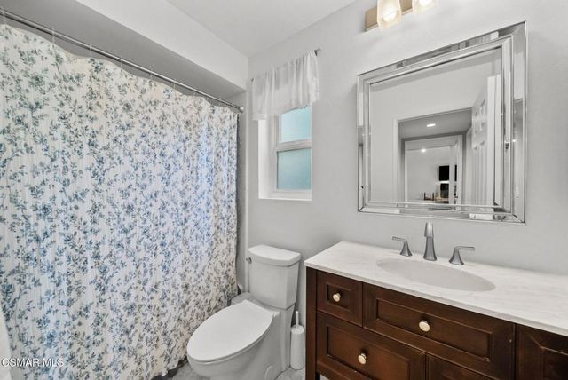 30623 Lakefront Drive, Agoura Hills, CA 91301