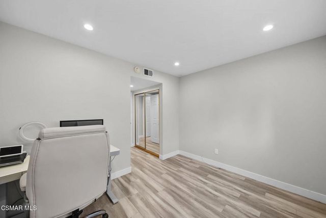 30623 Lakefront Drive, Agoura Hills, CA 91301