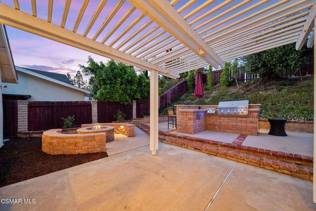 30623 Lakefront Drive, Agoura Hills, CA 91301