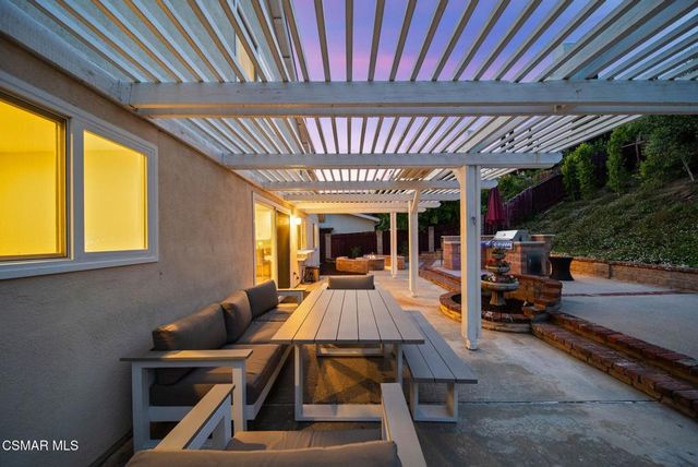 30623 Lakefront Drive, Agoura Hills, CA 91301