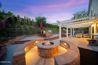 30623 Lakefront Drive, Agoura Hills, CA 91301