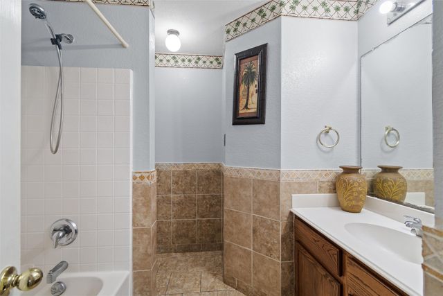 428 NE Murphy Road, Burleson, TX 76028