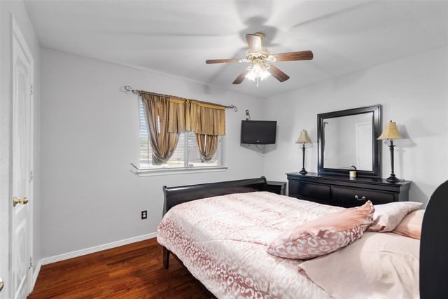 428 NE Murphy Road, Burleson, TX 76028