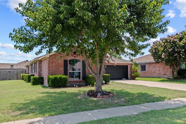 428 NE Murphy Road, Burleson, TX 76028