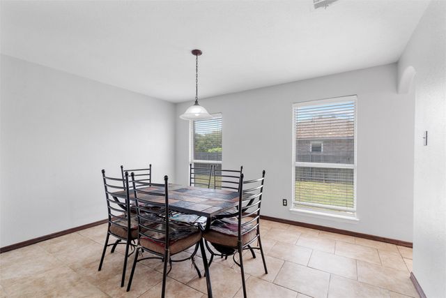 428 NE Murphy Road, Burleson, TX 76028