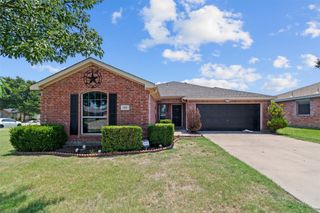 428 NE Murphy Road, Burleson, TX 76028