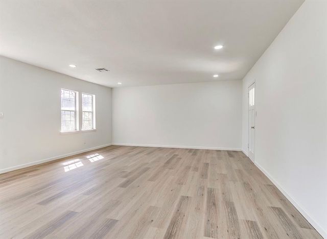 2504 NW 40th Street, Oklahoma City, OK 73112