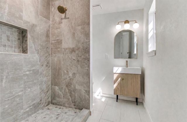 2504 NW 40th Street, Oklahoma City, OK 73112