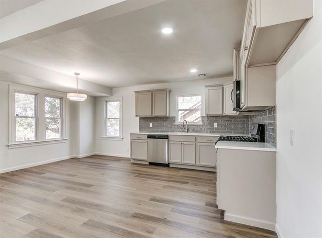 2504 NW 40th Street, Oklahoma City, OK 73112