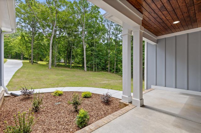 11925 Burchard Road, Soddy Daisy, TN 37379