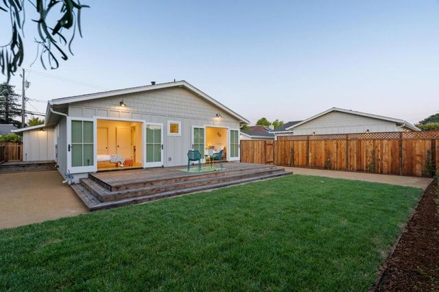 1415 Seabright Avenue, Santa Cruz, CA 95062