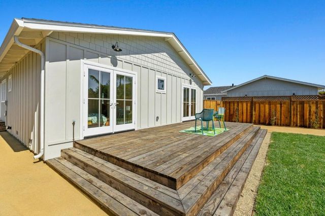 1415 Seabright Avenue, Santa Cruz, CA 95062