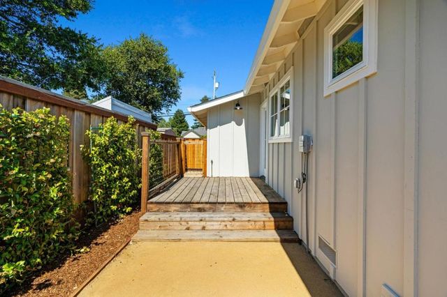 1415 Seabright Avenue, Santa Cruz, CA 95062
