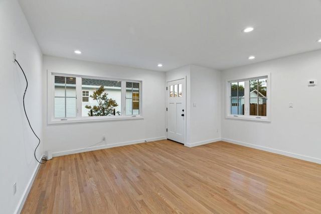 1415 Seabright Avenue, Santa Cruz, CA 95062