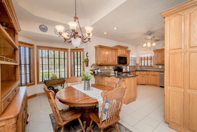 201 Green Oaks Drive, Ozark, MO 65721