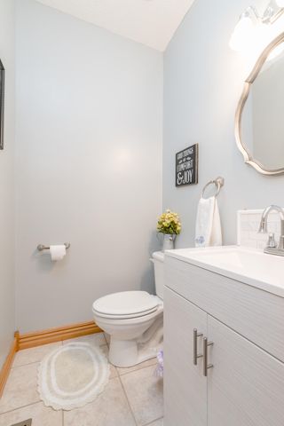 201 Green Oaks Drive, Ozark, MO 65721