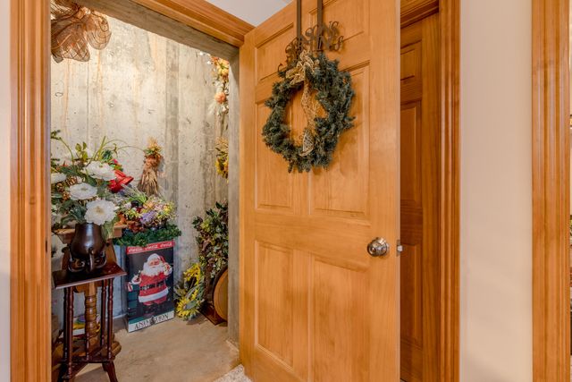 201 Green Oaks Drive, Ozark, MO 65721