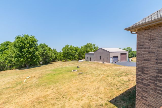 201 Green Oaks Drive, Ozark, MO 65721
