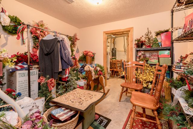 201 Green Oaks Drive, Ozark, MO 65721