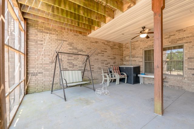 201 Green Oaks Drive, Ozark, MO 65721